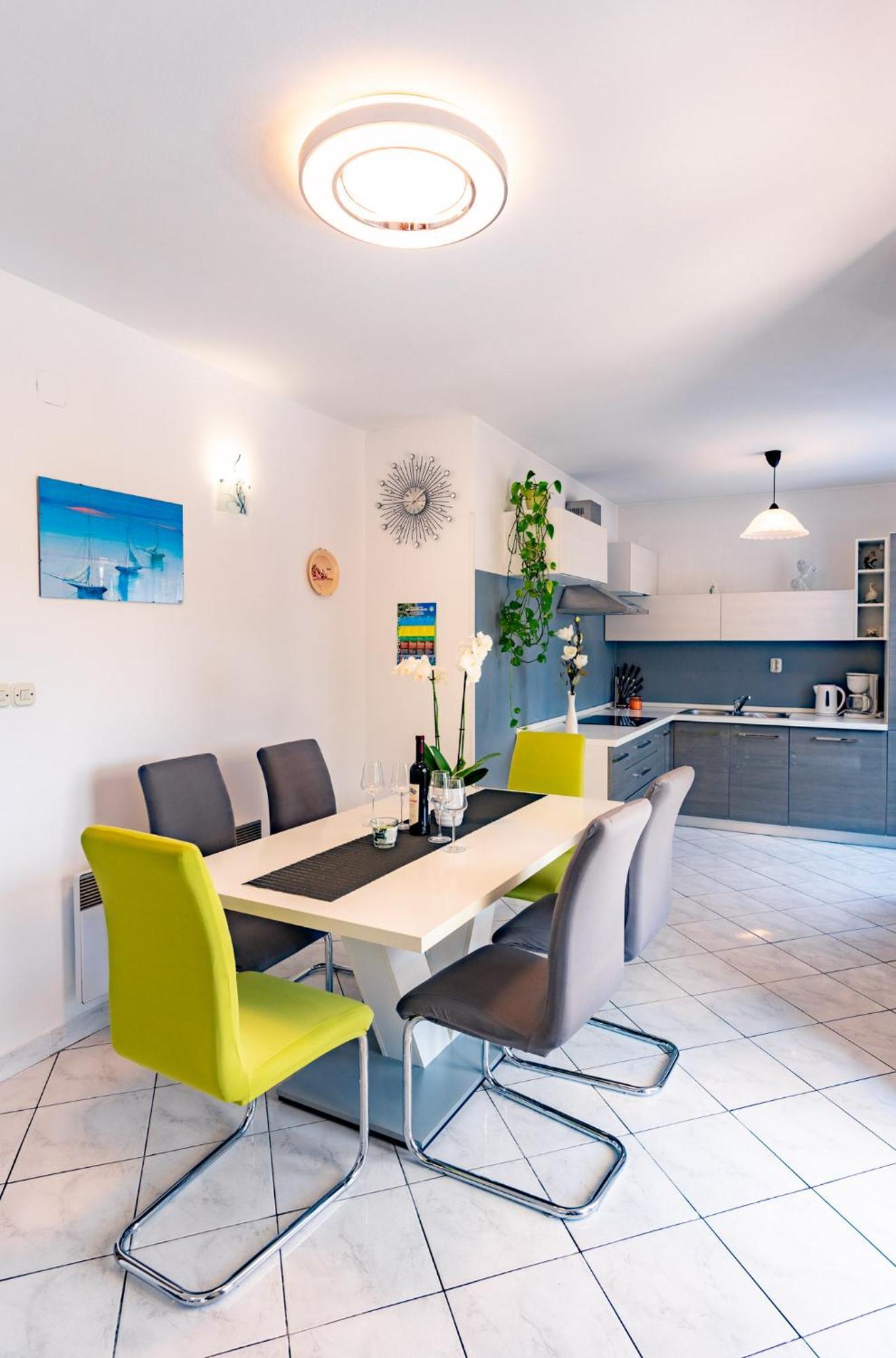Apartments Lores 라브 외부 사진