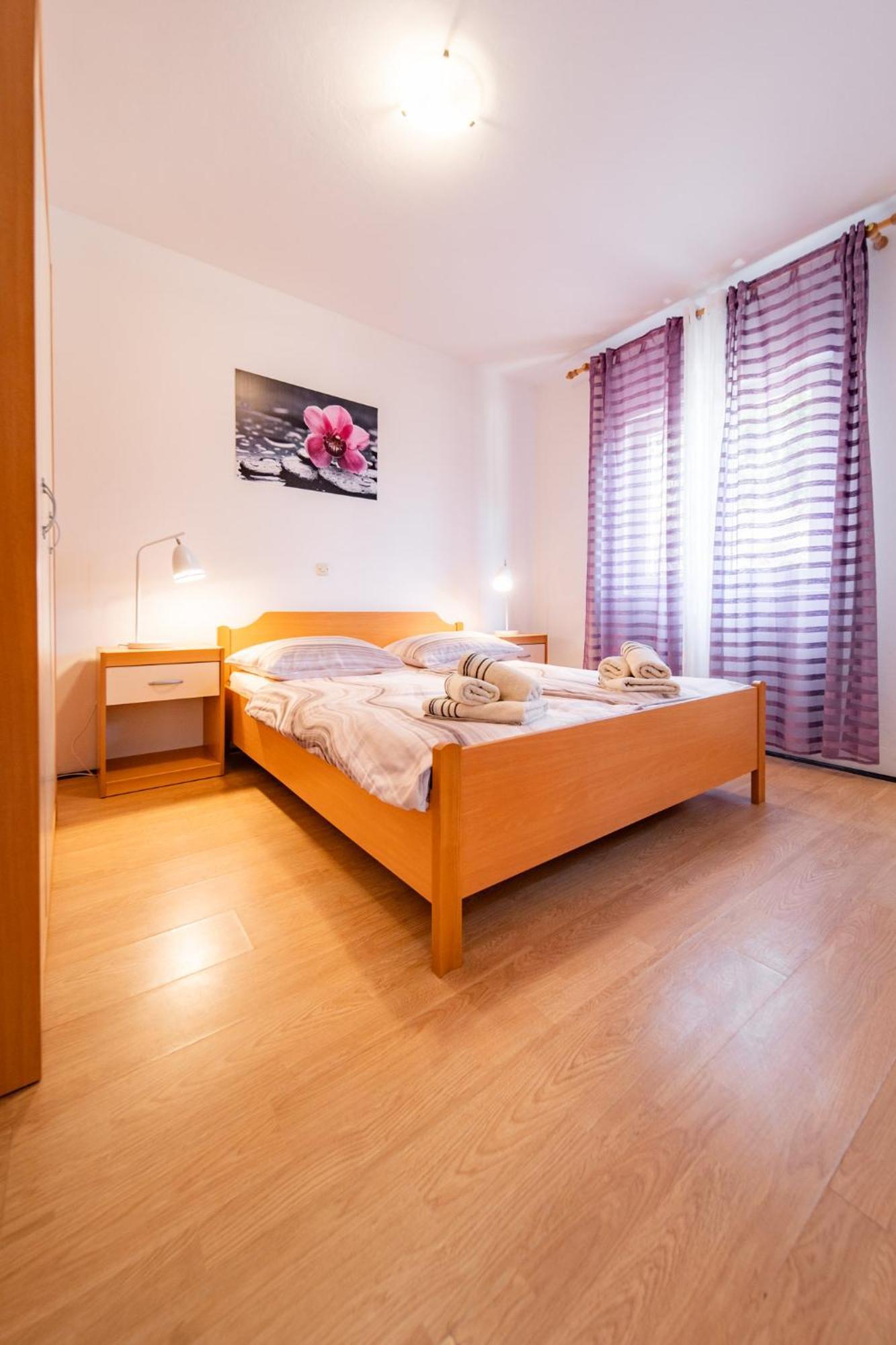 Apartments Lores 라브 외부 사진