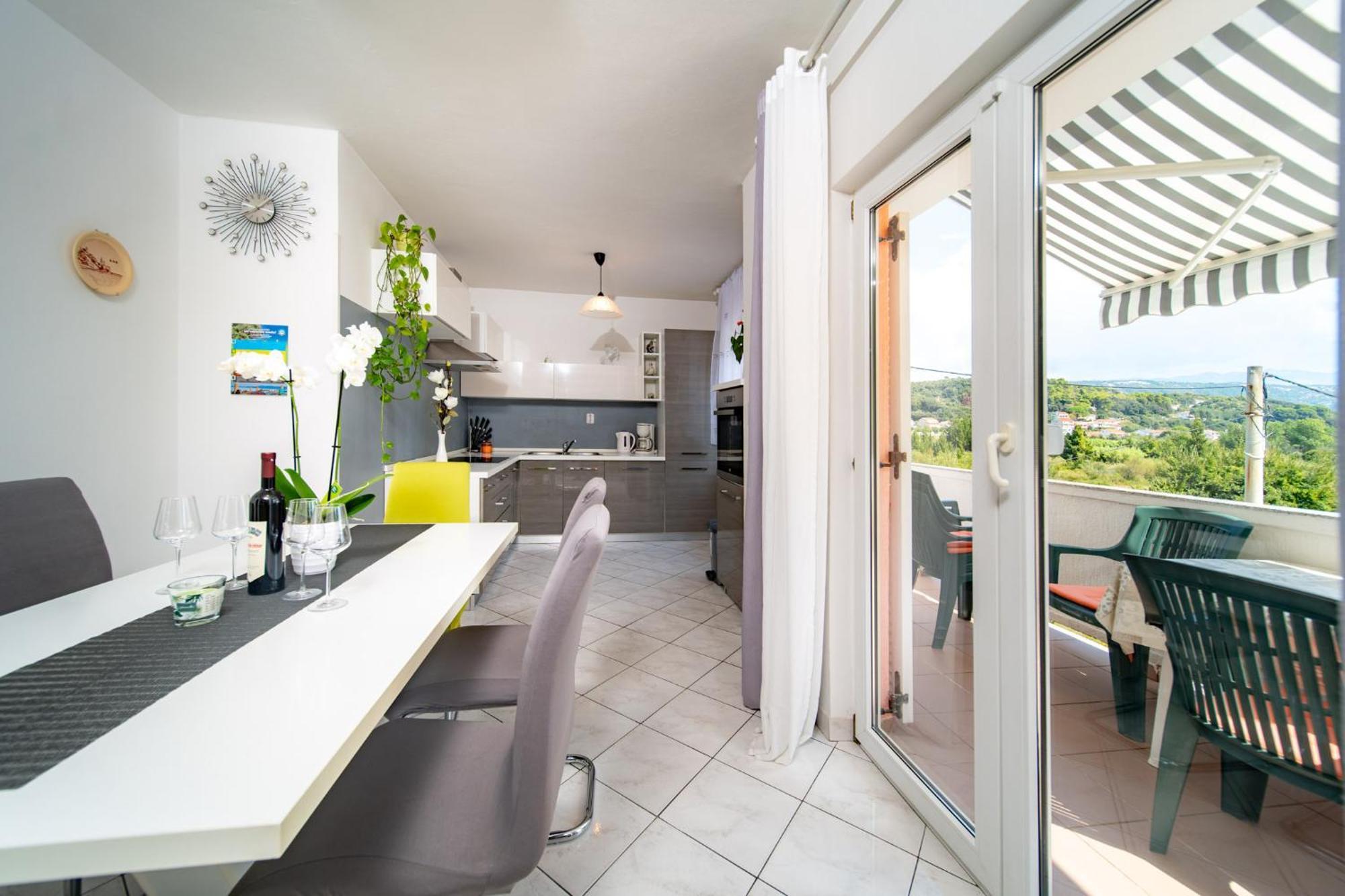 Apartments Lores 라브 외부 사진
