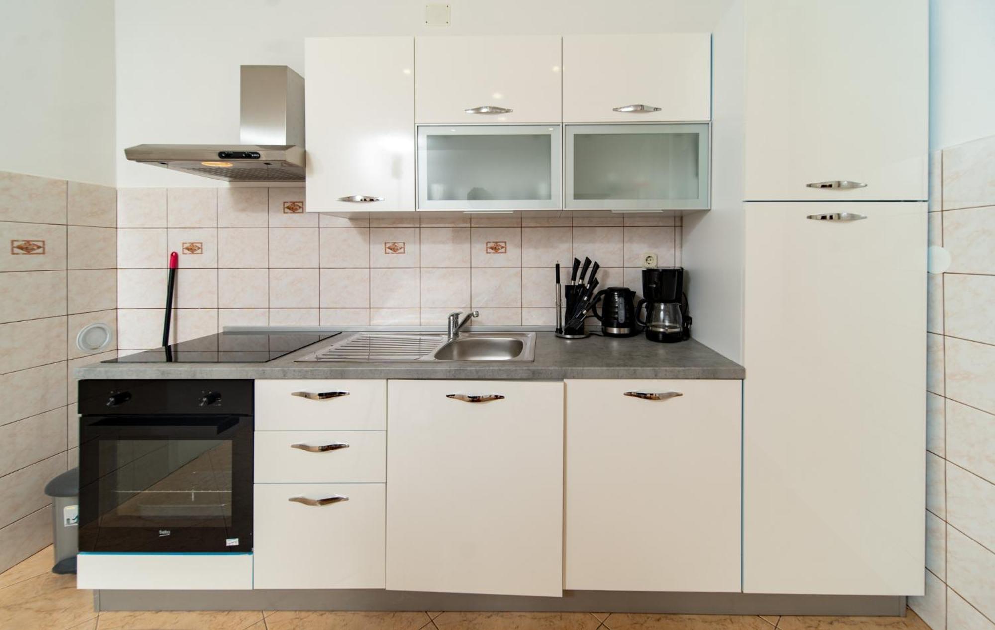 Apartments Lores 라브 외부 사진